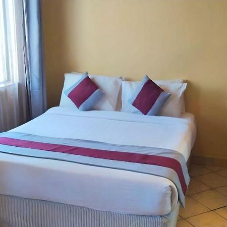 Plus254 Hotel Nairobi Bagian luar foto