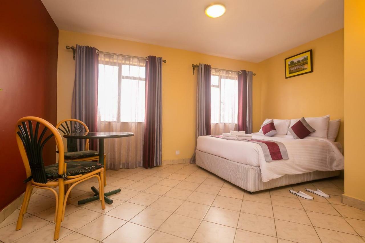 Plus254 Hotel Nairobi Bagian luar foto