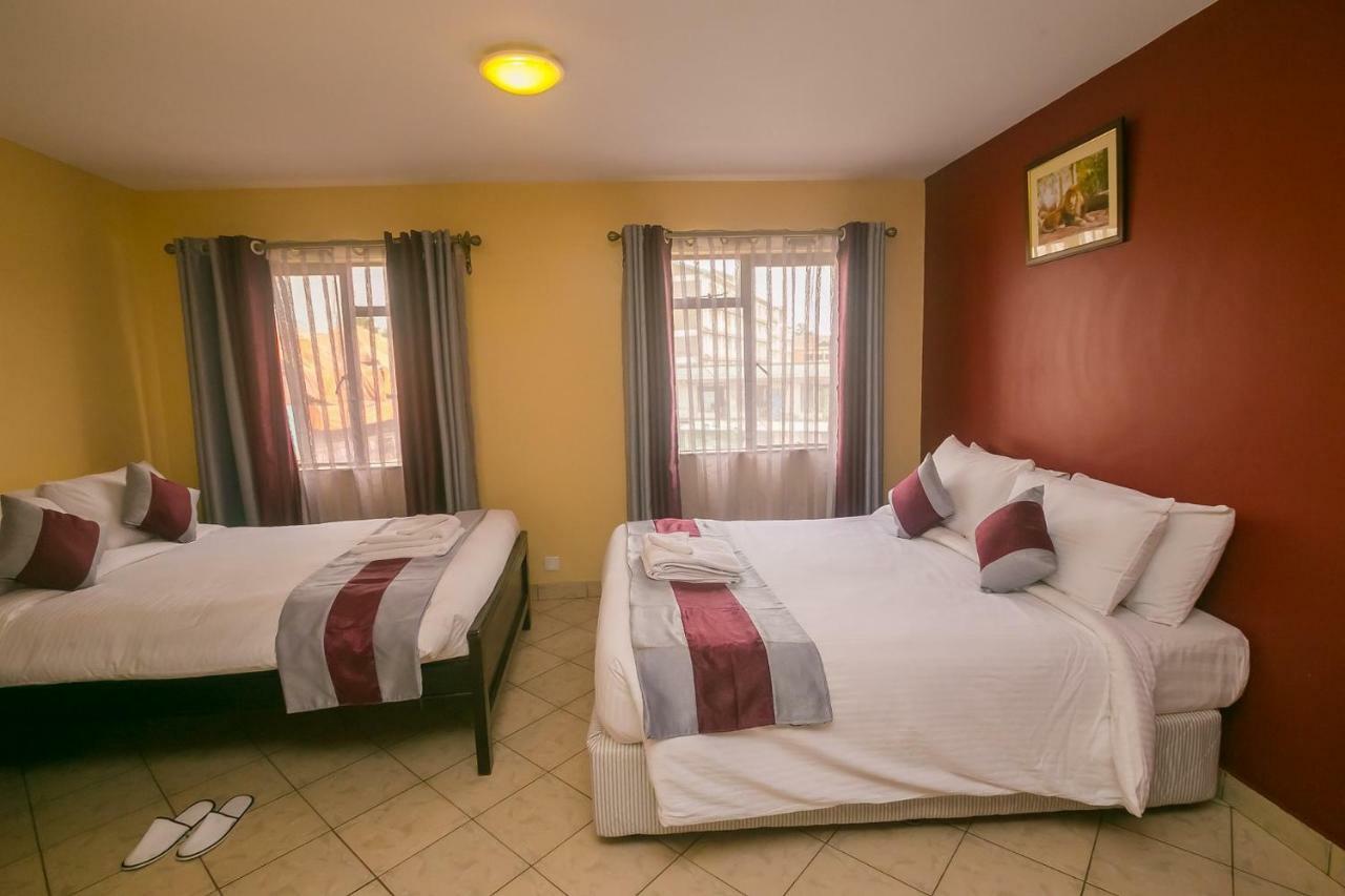 Plus254 Hotel Nairobi Bagian luar foto